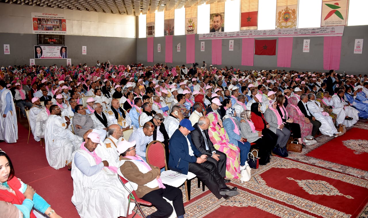 الأخ نزار بركة من السمارة.. يستعرض ثمار وآفاق النموذج التنموي الخاص بالأقاليم الجنوبية للمملكة ويدعو الحكومة إلى القطع مع نهج الازدواجية وتعطيل أوارش الإصلاح الأخ نزار بركة من السمارة.. يستعرض ثمار وآفاق النموذج التنموي الخاص بالأقاليم الجنوبية للمملكة ويدعو الحكومة إلى القطع مع نهج الازدواجية وتعطيل أوارش الإصلاح