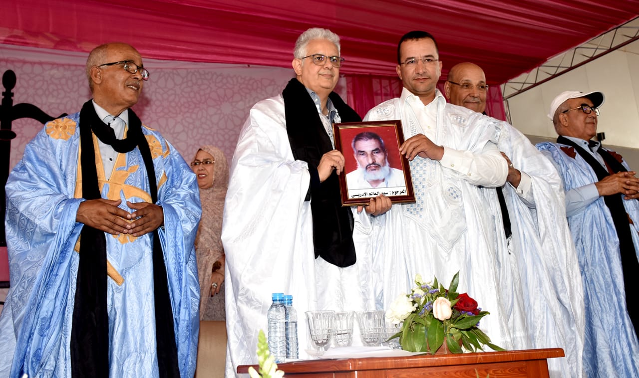 الأخ نزار بركة من السمارة.. يستعرض ثمار وآفاق النموذج التنموي الخاص بالأقاليم الجنوبية للمملكة ويدعو الحكومة إلى القطع مع نهج الازدواجية وتعطيل أوارش الإصلاح الأخ نزار بركة من السمارة.. يستعرض ثمار وآفاق النموذج التنموي الخاص بالأقاليم الجنوبية للمملكة ويدعو الحكومة إلى القطع مع نهج الازدواجية وتعطيل أوارش الإصلاح