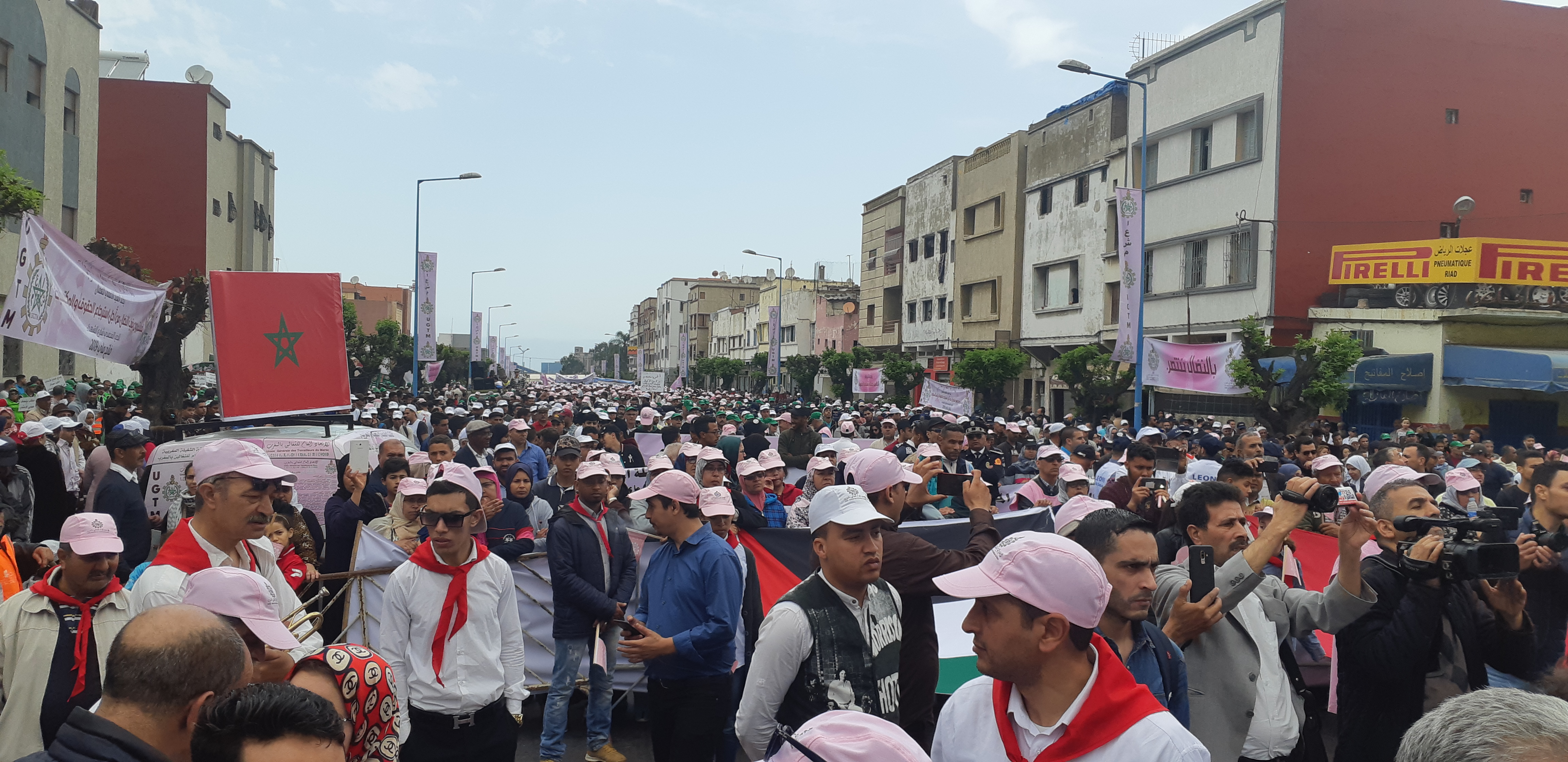 الأخ نزار بركة من الحي المحمدي.. انتزاع الاتفاق الاجتماعي مكسب للطبقة الشغيلة والحكومة مطالبة بتوسيع الحماية الاجتماعية ووقف نزيف الطبقة المتوسطة 