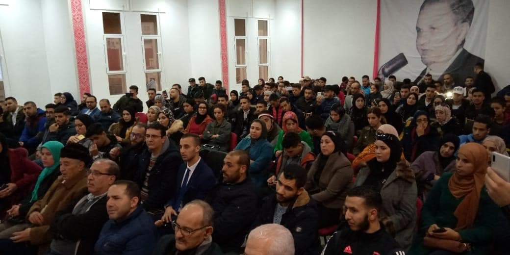 دينامية تنظيمية متواصلة بطنجة.. مؤتمر منظمة الشبيبة الاستقلالية بكافة فروع العمالة محطة ناجحة برهانات شبابية واعدة دينامية تنظيمية متواصلة بطنجة.. مؤتمر منظمة الشبيبة الاستقلالية بكافة فروع العمالة محطة ناجحة برهانات شبابية واعدة