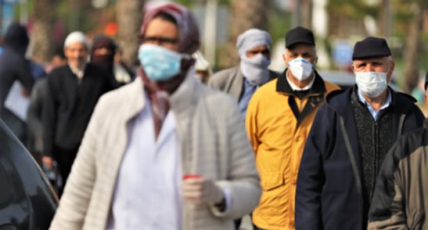 رئيس النيابة العامة يدعو إلى التطبيق الصارم والحازم للمقتضيات القانونية المتعلقة بمخالفة حمل الكمامات خلال فترة الحجر الصحي