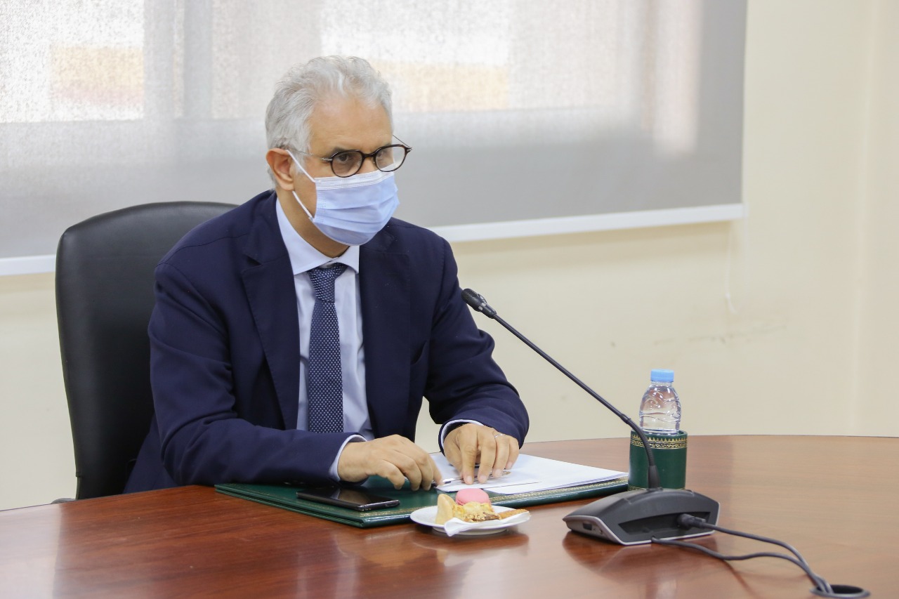 الأخ نزار بركة خلال استقباله لجنة النموذج التنموي.. التقرير العام للنموذج جاء متقاطعا مع الرؤى الذي اقترحها حزب الاستقلال في إطار تصوره التعادلي الأخ نزار بركة خلال استقباله لجنة النموذج التنموي.. التقرير العام للنموذج جاء متقاطعا مع الرؤى الذي اقترحها حزب الاستقلال في إطار تصوره التعادلي