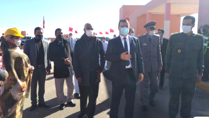 أبا عبدالعزيز :  العمل جاد من أجل تطويرخدمات  جماعة بوجدور في مجال معالجة النفايات وتحسين ظروف اشتغال العمال   أبا عبدالعزيز :  العمل جاد من أجل تطويرخدمات  جماعة بوجدور في مجال معالجة النفايات وتحسين ظروف اشتغال العمال