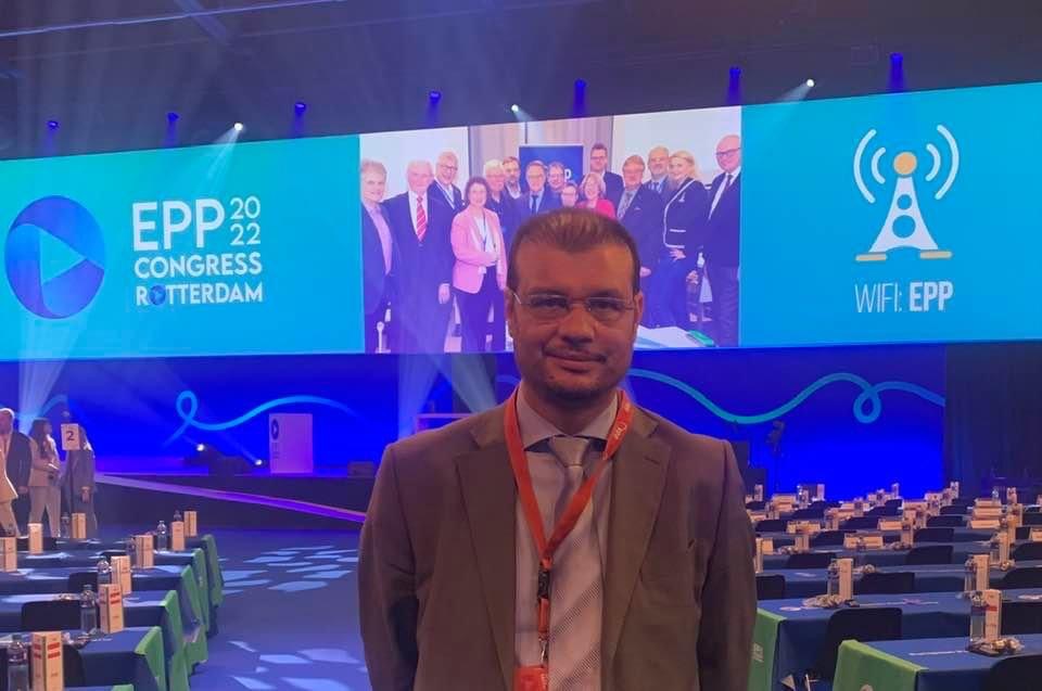 ممثلا لحزب الاستقلال.. الأخ رحال مكاوي يشارك ضمن فعاليات المؤتمر العام للحزب الشعبي الأوروبي بمدينة روتردام الهولندية ممثلا لحزب الاستقلال.. الأخ رحال مكاوي يشارك ضمن فعاليات المؤتمر العام للحزب الشعبي الأوروبي بمدينة روتردام الهولندية