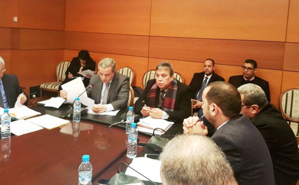 الفريق الاستقلالي  يناقش  مشروع قانون تنظيمي رقم 86.15 متعلق  بتحديد شروط وإجراءات الدفع بعدم دستورية قانون