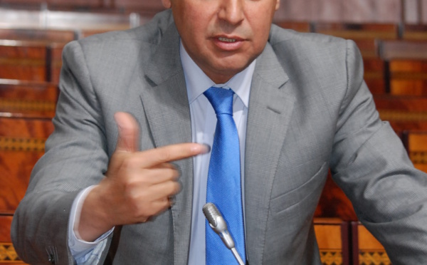 الأخ عمر احجيرة : إقرار نموذج اقتصادي يوفر فرص الشغل وحده الكفيل بإنهاء معاناة ممتهني التهريب المعيشي