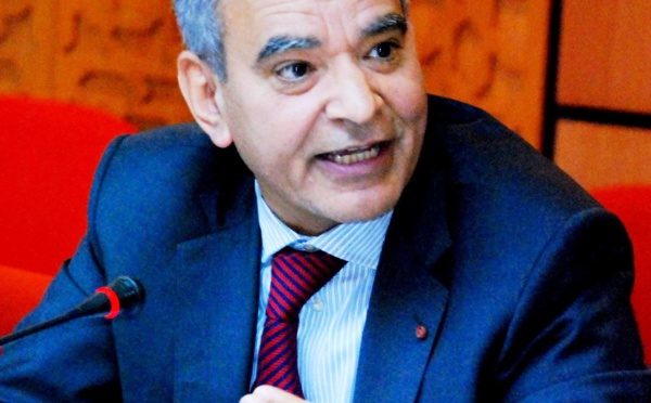 الفريق الاستقلالي : مطالبة بتعميم المنح الجامعية