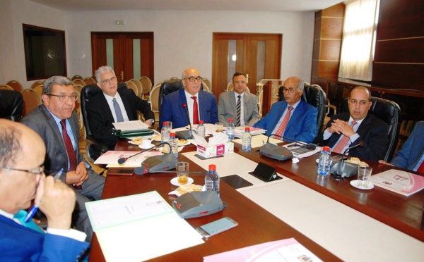 الأخ نزار بركة يترأس الاجتماع الأسبوعي للفريق الاستقلالي بمجلس المستشارين