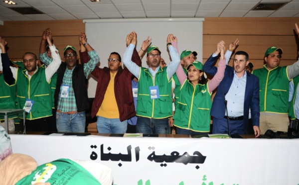 تجديد الثقة في الأخ رشدي رمزي كاتبا عاما لجمعية البناة و البيان الختامي للمؤتمر الوطني 16 لجمعية البناة