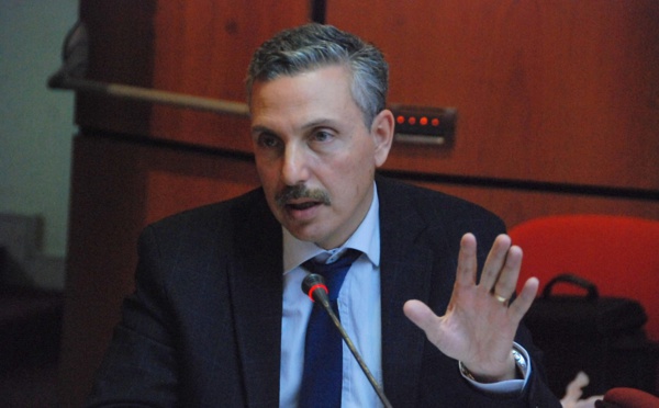 النائب علال العمراوي : ذهول شديد من هوامش الربح الفلكية التي تحققها شركات المحروقات من جيوب المغاربة