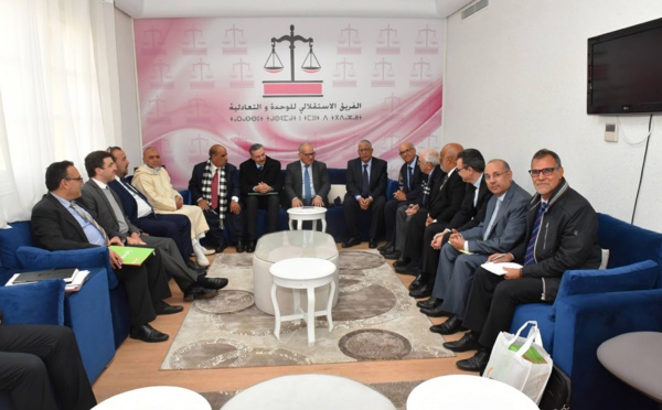 أعضاء الفيدرالية البيمهنية لقطاع الدواجن بالمغرب في ضيافة الفريق الاستقلالي بمجلس النواب