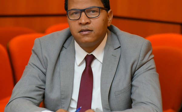 الأخ عمر عباسي : إقرار الخدمة العسكرية يقتضي من الحكومة جعل هذه الخدمة المواطنة ضمن السياسة المندمجة الجديدة للشباب