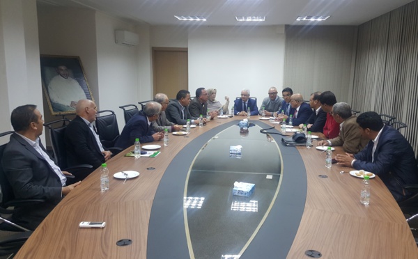 الأخ نزار بركة يعقد لقاءا تواصليا وتشاوريا هاما مع المستشارين الاستقلاليين بالغرف المهنية بجهة بني ملال - خنيفرة