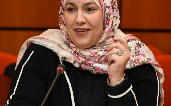 الأخت زينب قيوح : آلاف الحوامل بأولاد تايمة ينتظرن تعيين أخصائي في أمراض النساء والولادة