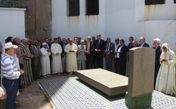 وفد استقلالي برئاسة الأخ نزار بركة يترحم على الروح الطاهرة لزعيم التحرير علال الفاسي