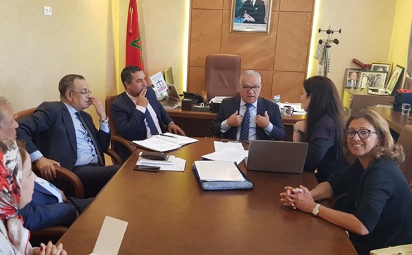 النقابة الوطنية لأطباء العيون بالقطاع الخاص بالمغرب في ضيافة الفريق الاستقلالي