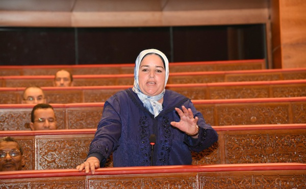 فاطمة عميري : افتقار المراكز الصحية بالعالم القروي للأطباء والممرضين والأدوية
