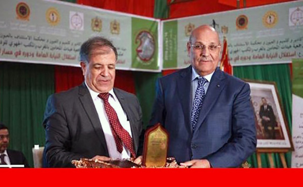  تكريم الأخ مولاي حمدي ولد الرشيد في  "ملتقى العدالة الثاني لمدينة العيون"  