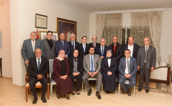 البلاغ الصادر عن اللقاء التواصلي بين قيادتي حزب الاستقلال وحزب العدالة والتنمية