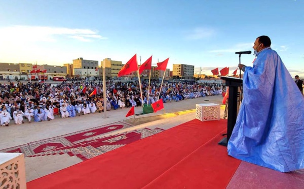 في تجمع جماهيري بمدينة السمارة تفاعلا مع القرار الأمريكي المؤكد لمغربية الصحراء