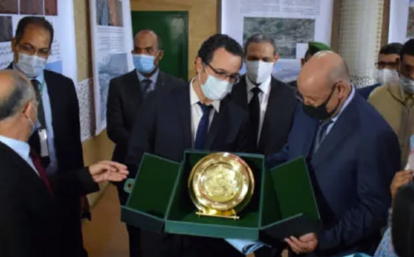 العيون تحتضن الأيام الدراسية الأولى للنهوض بالفن الصخري