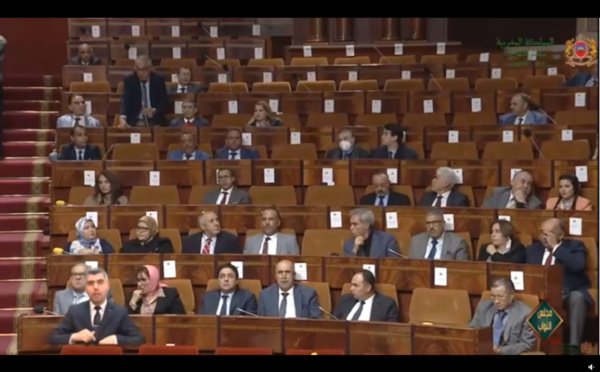 الأخ مصطفى القاسمي.. الأقسام المشتركة بإقليم السطات بنيات مهترئة وخطيرة على حياة التلاميذ وتفتقر لأبسط شروط التمدرس وتغيب عنها المرافق الصحية والماء والكهرباء والتسييج