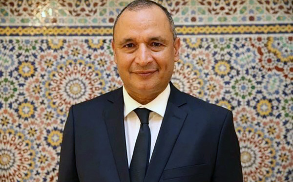 الأخ رياض مزو وزير التجارة والصناعة :مصانع المغرب ستشرع في تركيب الطائرات بشكل كامل