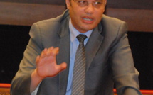 الأخ رحال مكاوي : ضرورة  إعمال مبدأ تكافؤ الفرص بين الموظفين وغير الموظفين المترشحين للمباريات الخاصة بالأساتذة الجامعيين الأخ رحال مكاوي : ضرورة  إعمال مبدأ تكافؤ الفرص بين الموظفين وغير الموظفين المترشحين للمباريات الخاصة بالأساتذة الجامعيين