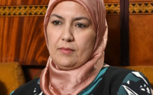 الأخت زينب قيوح : قلة التجهيزات والأطر تدفع بعض المواطنين الى الاصطدام مع الأطر الصحية الأخت زينب قيوح : قلة التجهيزات والأطر تدفع بعض المواطنين الى الاصطدام مع الأطر الصحية