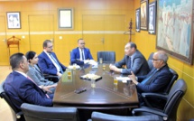 الأخوين شيبة ماء العينين ورحال المكاوي يستقبلان وفدا عن حزب الوفاق الوطني العراقي الأخوين شيبة ماء العينين ورحال المكاوي يستقبلان وفدا عن حزب الوفاق الوطني العراقي