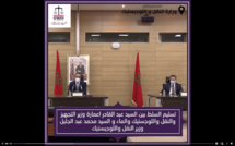 تسليم السلط بين السيد عبد القادر اعمارة وزير التجهيز والنقل واللوجيستيك والماء المنتهية ولايته والأخ محمد عبد الجليل وزير النقل واللوجيستيك